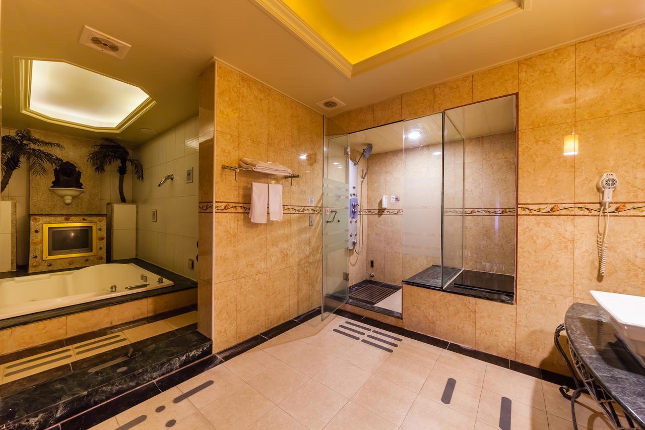 Lestar Motel Taoyuan Luaran gambar