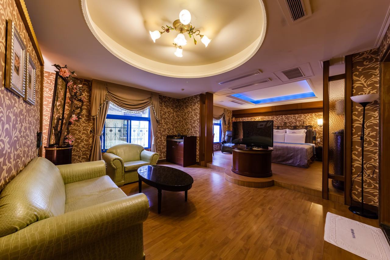 Lestar Motel Taoyuan Luaran gambar